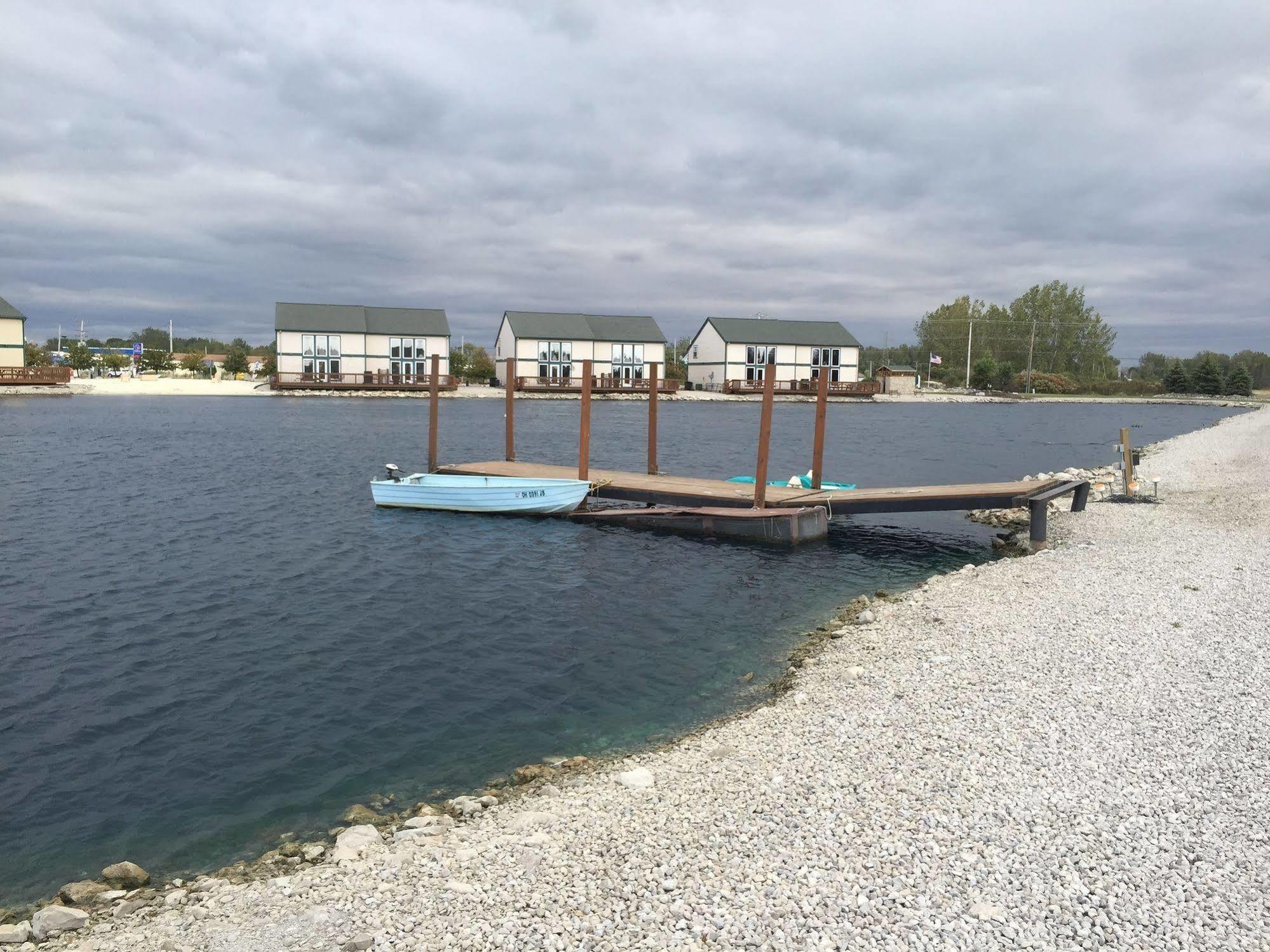Отель The Bays Edge Bay View Экстерьер фото